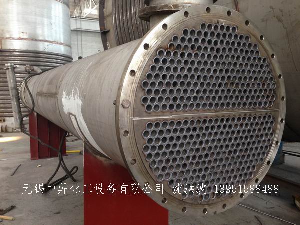 700㎡列管式換熱器(大型冷凝器)