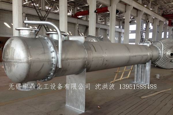 700㎡列管式換熱器(大型冷凝器)